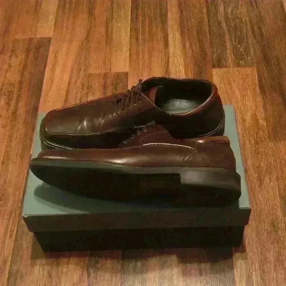 Men’s Johnston & Murphy Mahogany Shoes! - Picture 2 of 4